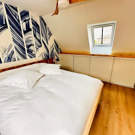 Duplex Hyper Centre Neuf Calme Parking 아파트 *